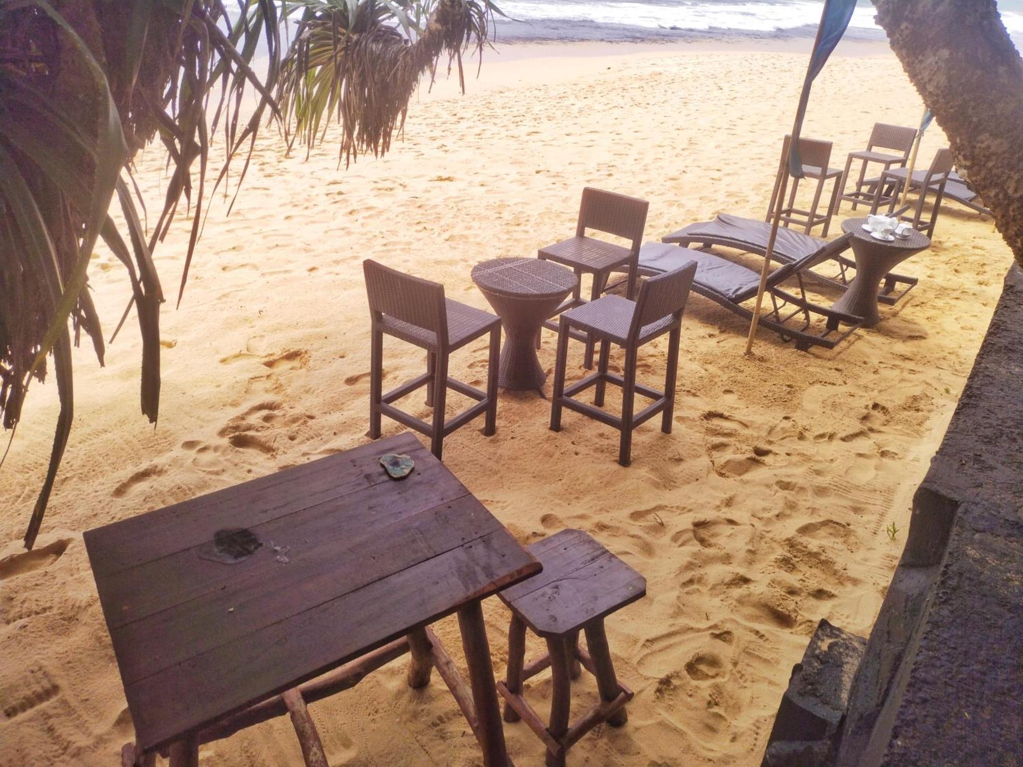 Dalawella Beach Resort Unawatuna Zewnętrze zdjęcie